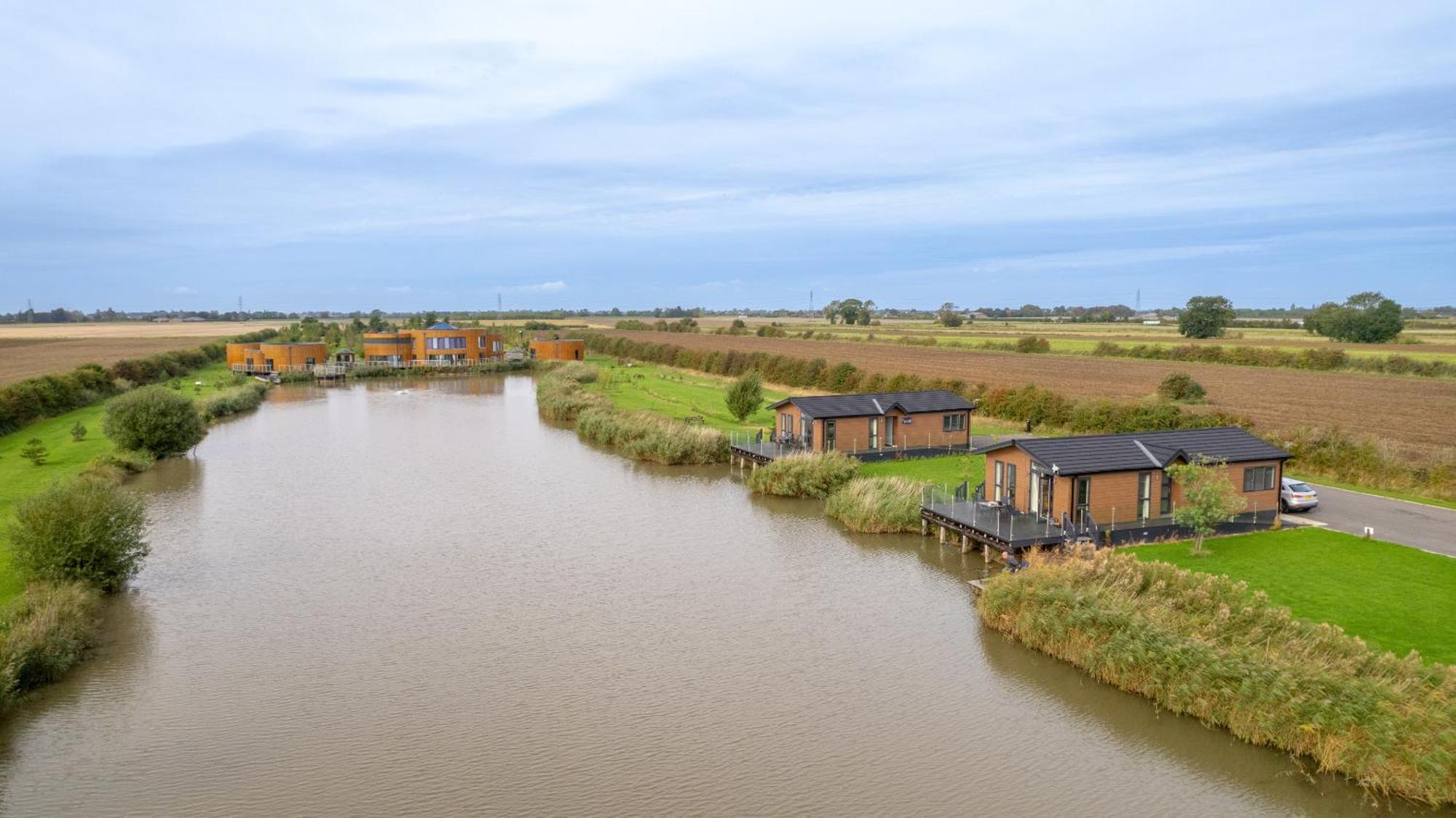 Lakeside Fishing Cabins Boston Exterior photo